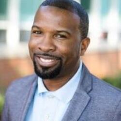 Headshot for Dr. Scott.